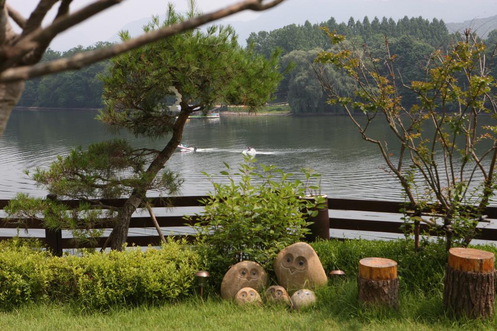 Moonlight Blue Pension Gapyeong Exteriér fotografie
