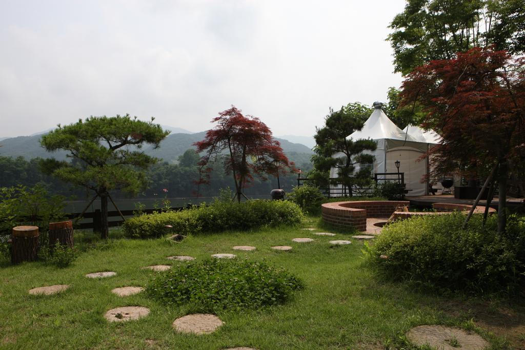 Moonlight Blue Pension Gapyeong Exteriér fotografie